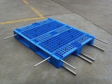 3 Skid Industrial Plastic Pallet Reusable Eco Friendly With Metal Bar